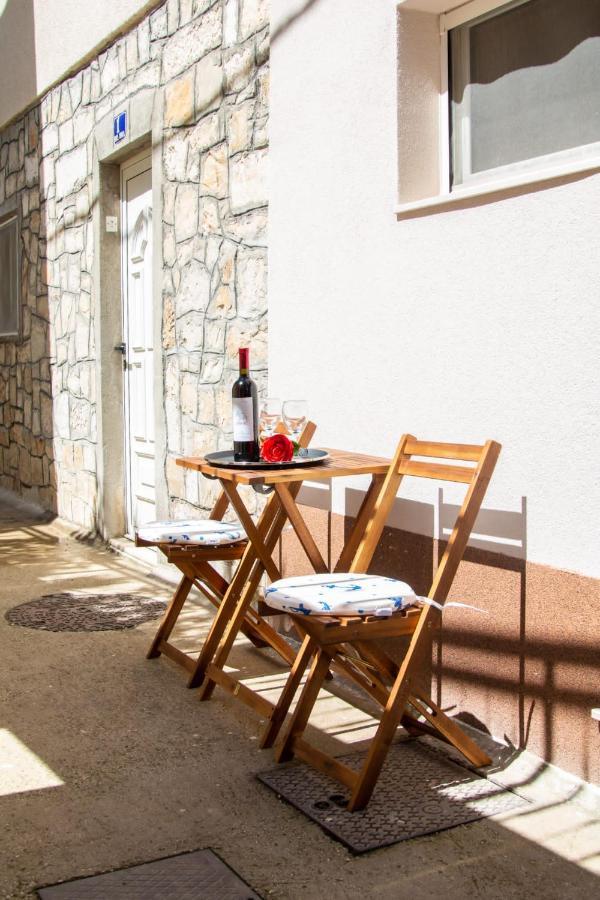 Studio Apartman Mirela Kastel Stafilic Kaštela المظهر الخارجي الصورة